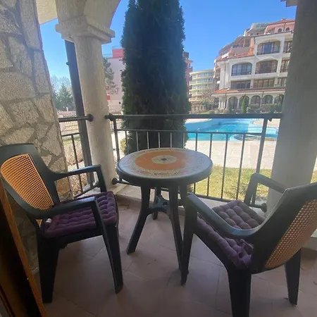 Chateau Del Mar *